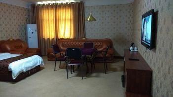 ليويانج Yanshi 7 Star Express Hotel المظهر الخارجي الصورة