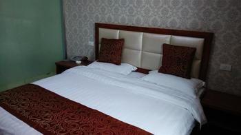 ليويانج Yanshi 7 Star Express Hotel المظهر الخارجي الصورة